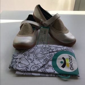 Metallic Ballet Little Kid Style: Jump Gold